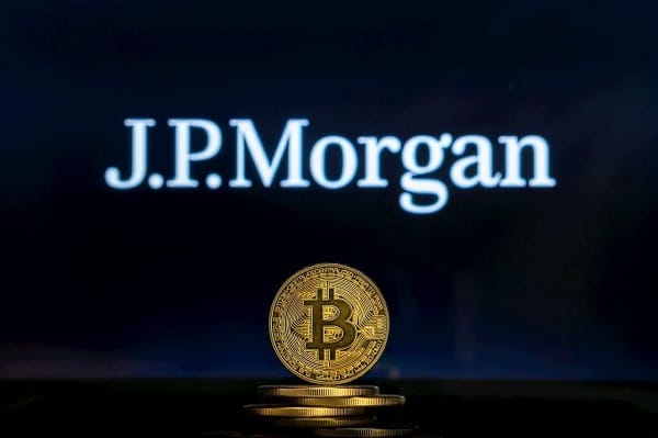 Bitcoin lao dốc: Hai “ông lớn” JPMorgan & VanEck đồng loạt đưa ra cảnh báo nóng