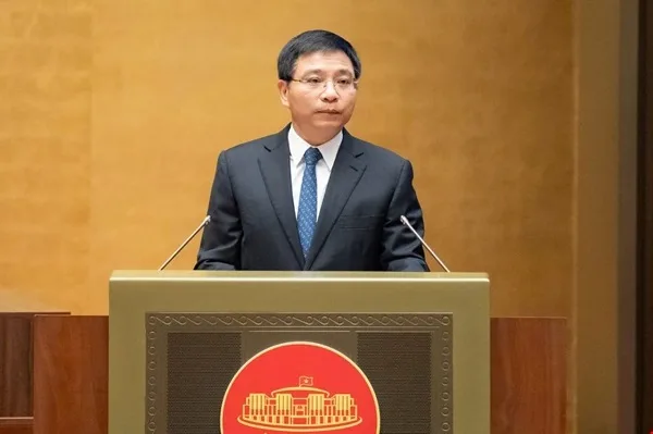 Bộ trưởng Bộ Tài chính Nguyễn Văn Thắng trình bày Báo cáo tóm tắt tiếp thu, giải trình dự thảo luật